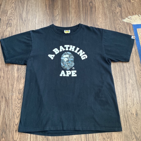 A Bathing Ape T-shirt - Picture 7 of 8